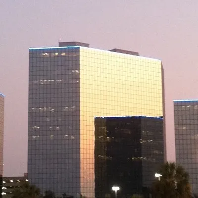 CMI Real Estate logo