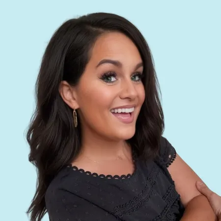 Designed to the Nines logo