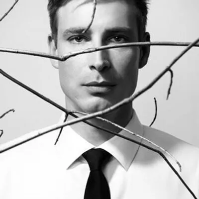 adamcolliernoel.com's icon