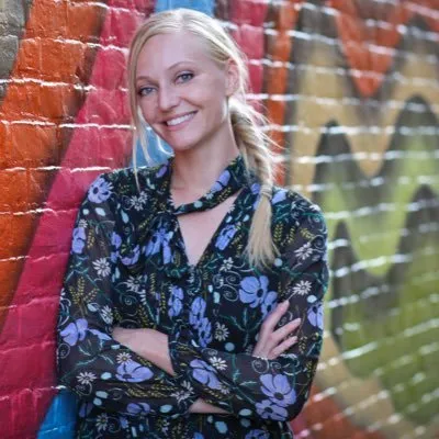 alexandrahallart.com's icon