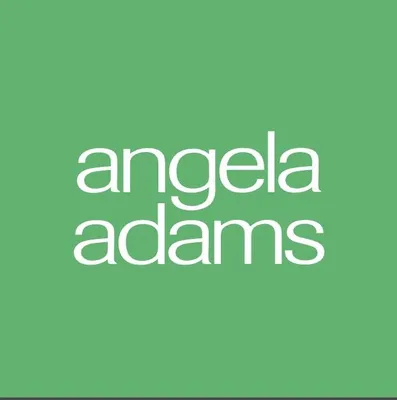 angelaadams.com's icon