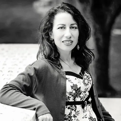 authorlisacarlisle.com's icon