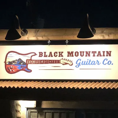 blackmountainguitar.com's icon