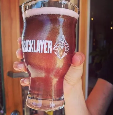 bricklayerbrewing.com's icon