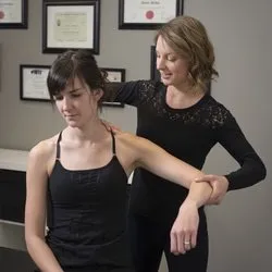 calgarychiro.com's icon