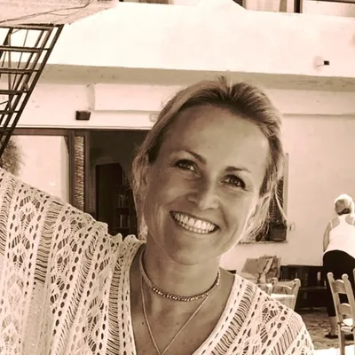 charlotteferrier.com's icon