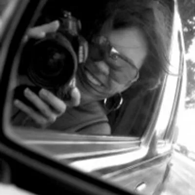 claryphotography.com's icon