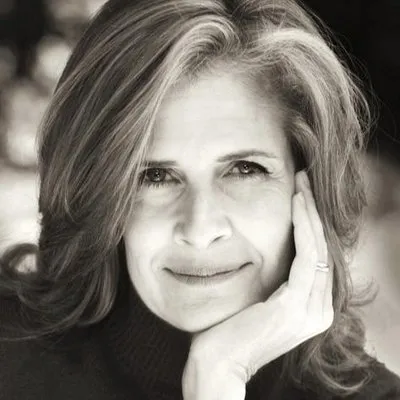 danagluckstein.com's icon