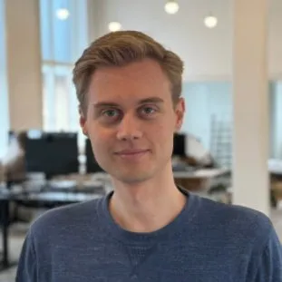 daniellaunches.com's icon