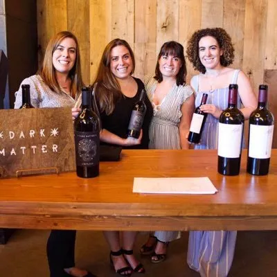 darkmatterwines.com's icon