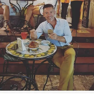 dinewithjp.com's icon
