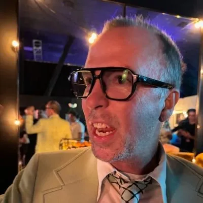 dougstanhope.com's icon