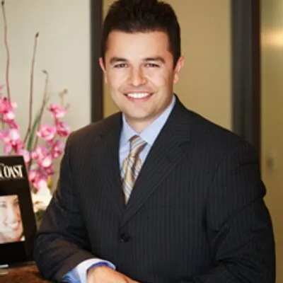foothillsmiles.com's icon