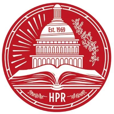 harvardpolitics.com's icon