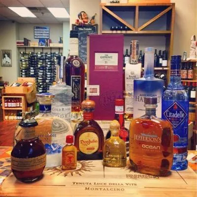 hiltonheadwineandspirits.com's icon