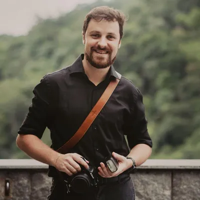hugocarneiro.com.br's icon