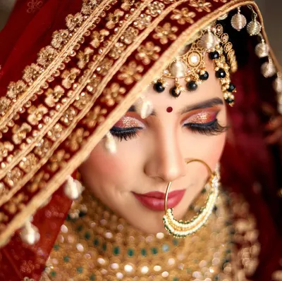 kirtimakeupstudio.com's icon