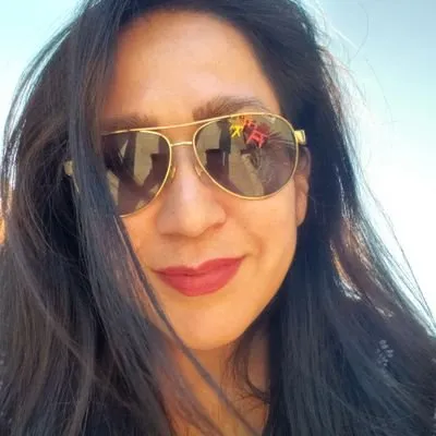 lagloriabyassi.com's icon
