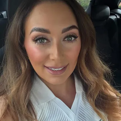 laurakaylondon.com's icon