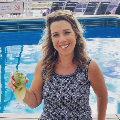 lifewellcruised.com's icon