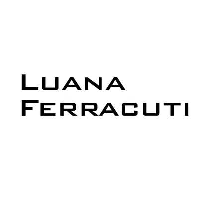luanaferracuti.com's icon