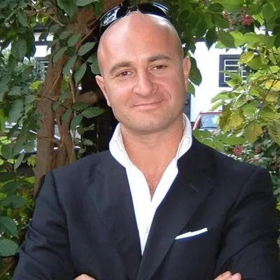 lucamusumeci.com's icon