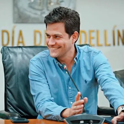 manuelvillamejia.com's icon