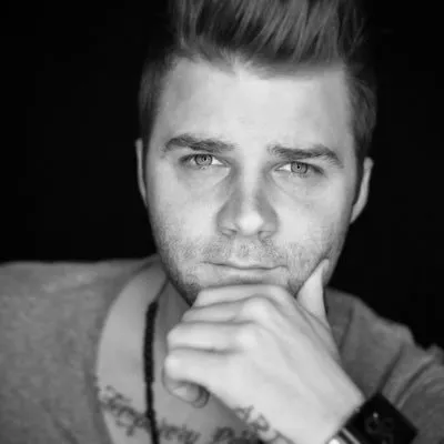 marcried.com's icon