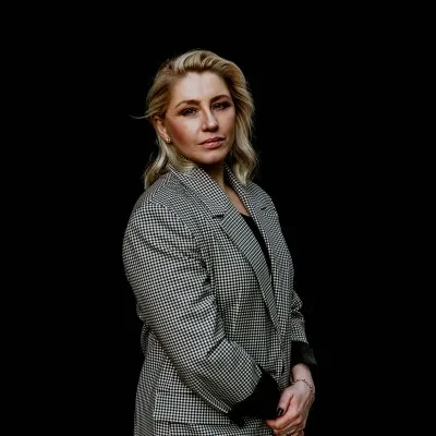 marinahughes.com's icon
