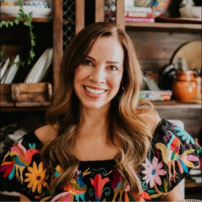 muybuenocookbook.com's icon