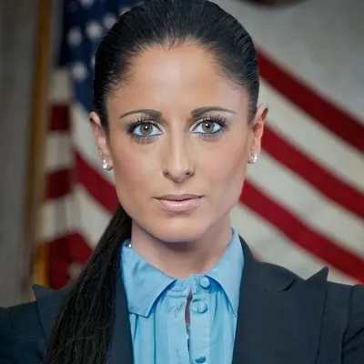nicoleblankbecker.com's icon