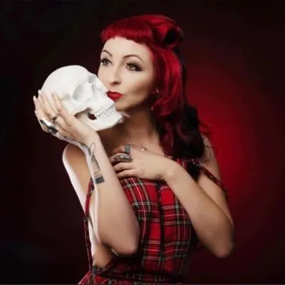 prettydisturbia.com's icon