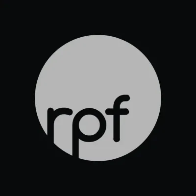 Real Photographers Forum's icon