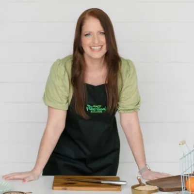 simplyplantbasedkitchen.com's icon