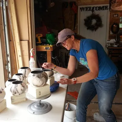 wlrpottery.com's icon
