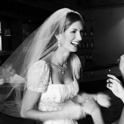 womangettingmarried.com's icon