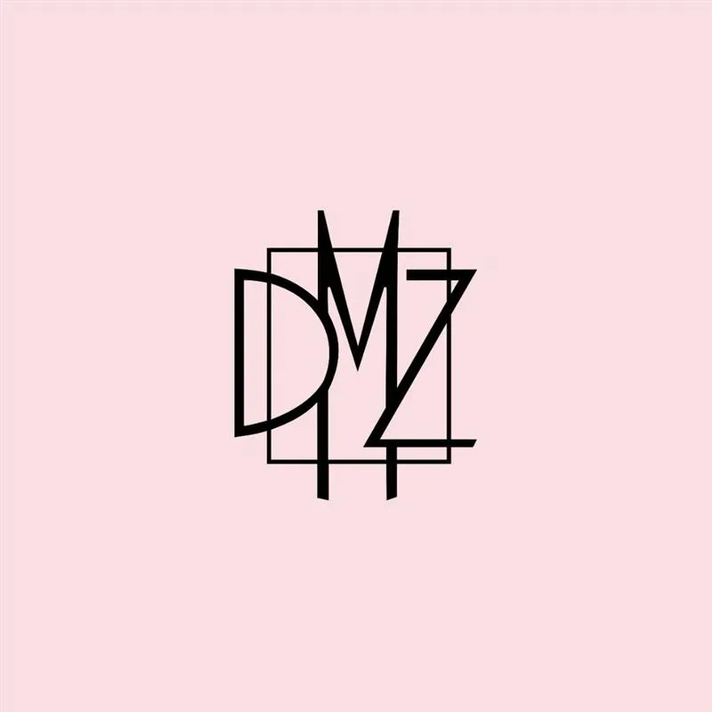 DressMeZee