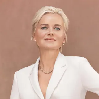 Dr. Barbara Sturm logo