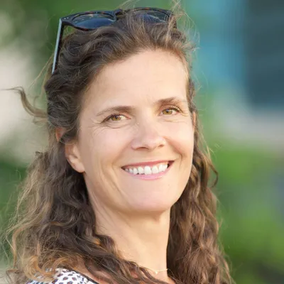 HELEN KRANSTAD AASRUD