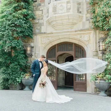 Frungillo Hospitality Group Logo