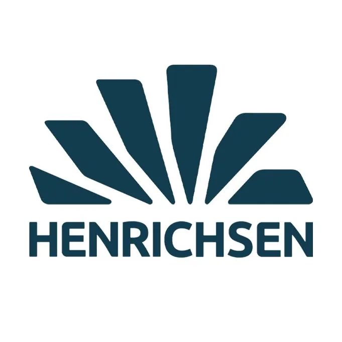 HENRICHSEN AG logo