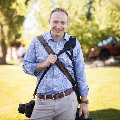 Looyenga Photography's icon