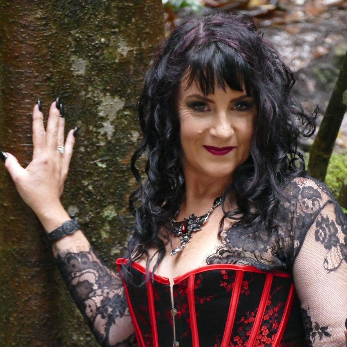 Cher Slatyer -Psychic Medium Wiccan Witch's icon