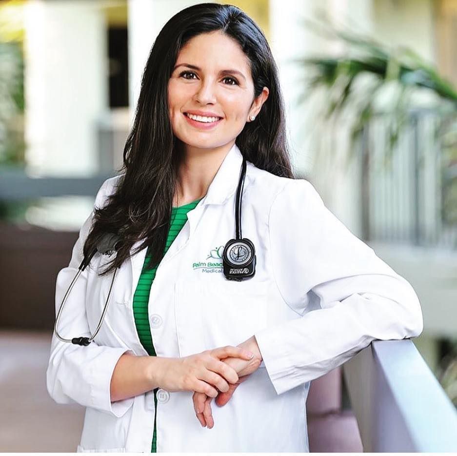 Dr. Lucero Chueca's icon