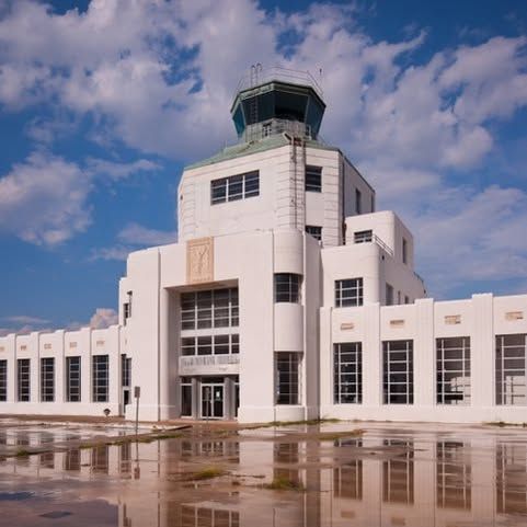 1940 Air Terminal's icon