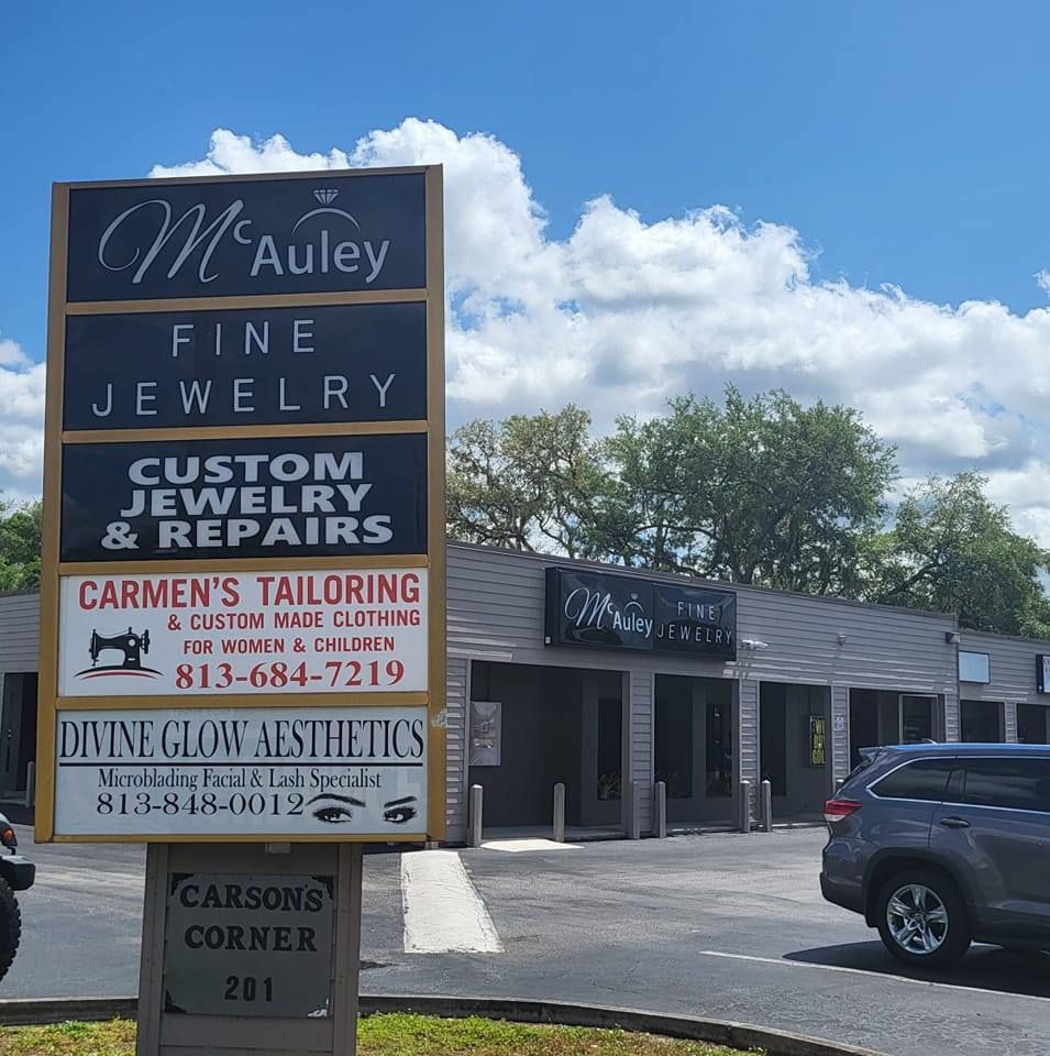 McAuley Fine Jewelry's brand icon