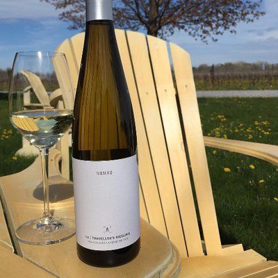 Hinterbrook Winery's icon