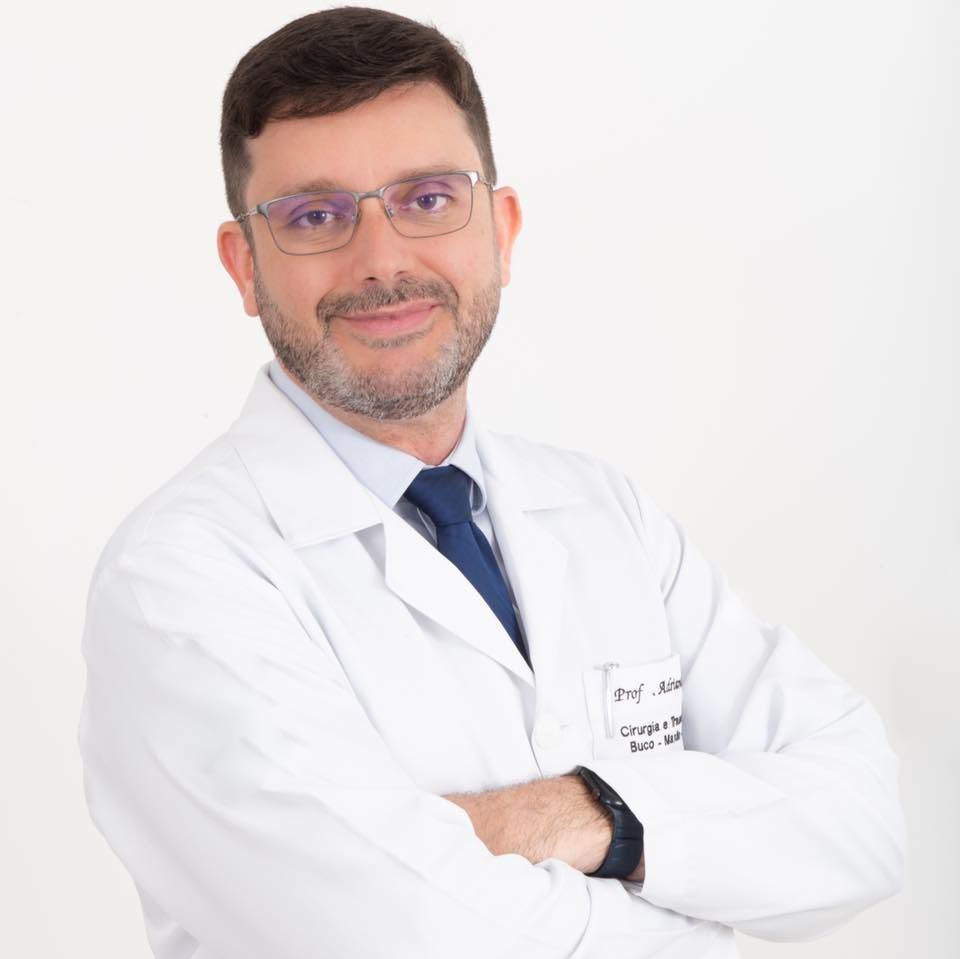 Dr Adriano Assis's brand icon