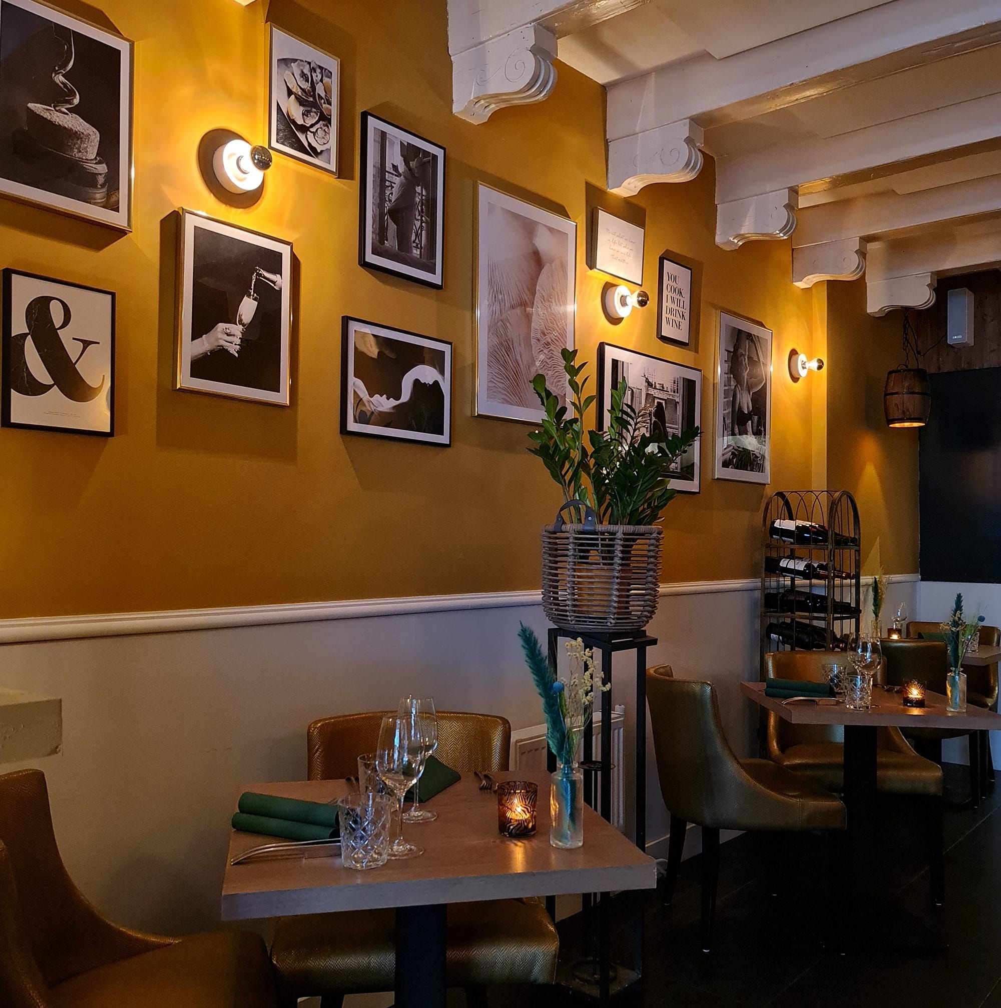 Restaurant Mr. & Mrs. | Haarlem's icon