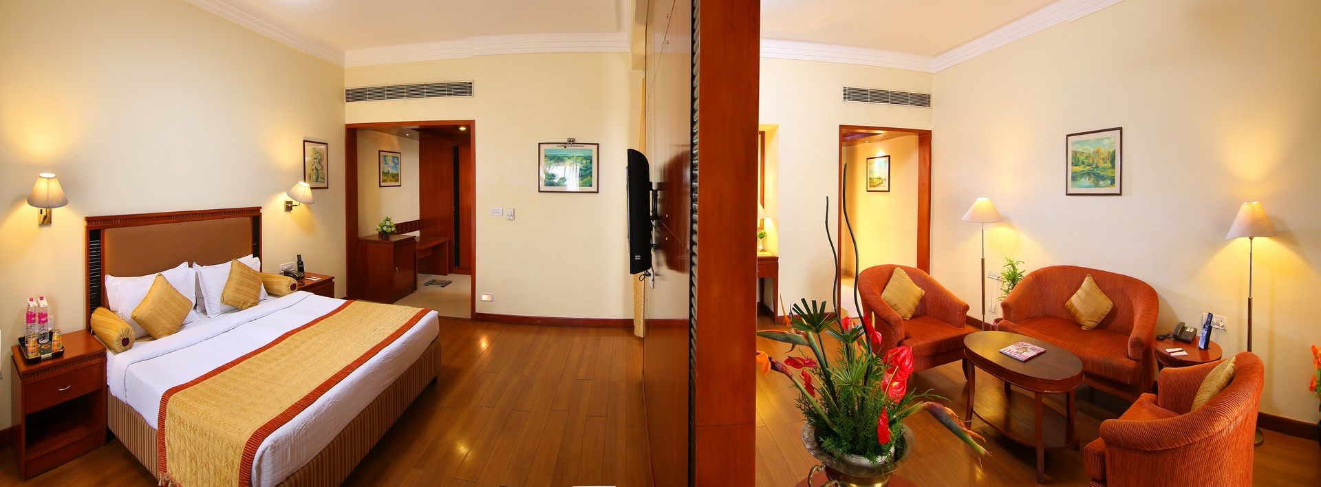 Hotel Royal Court's images